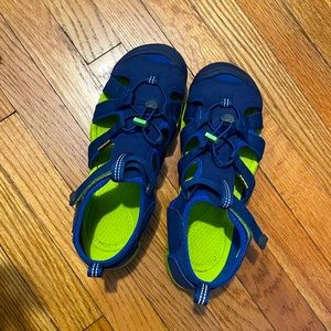 listing-status-banner